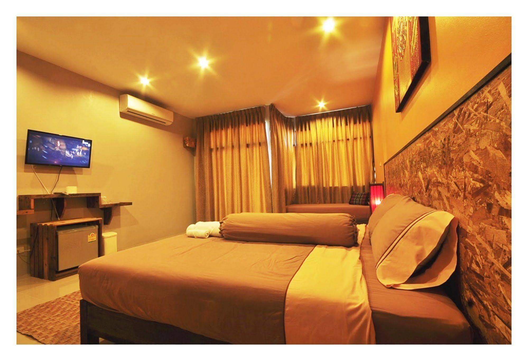 The Bedroom Nai Harn Beach Eksteriør bilde