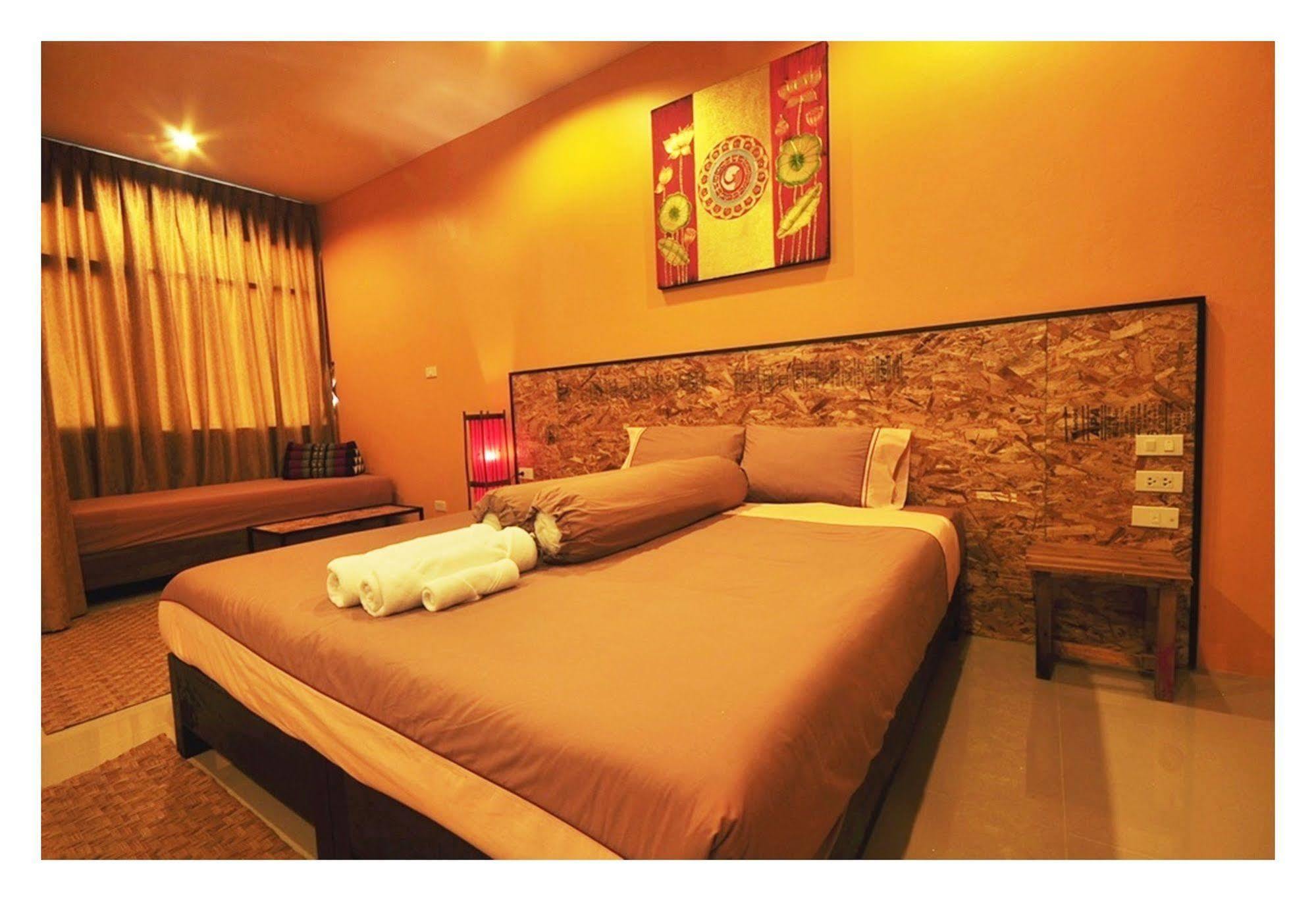 The Bedroom Nai Harn Beach Eksteriør bilde