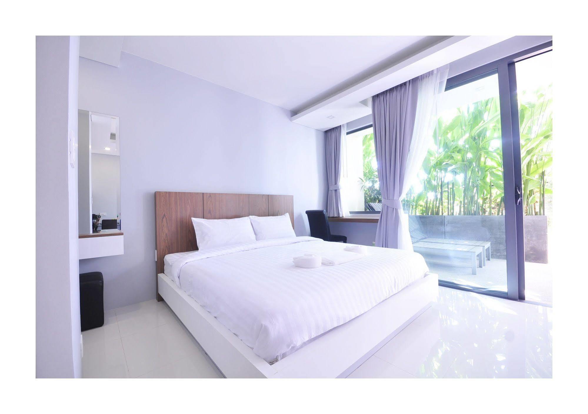 The Bedroom Nai Harn Beach Eksteriør bilde